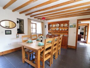 Dining - Y Bwthyn (Llandysul)