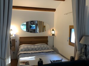 2 bedrooms, iron/ironing board