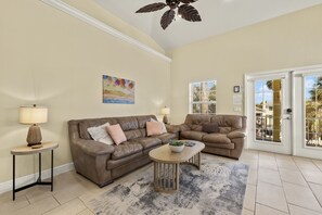 Casa, 3 habitaciones | Área de sala de estar