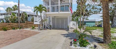 House, 3 Bedrooms | Exterior