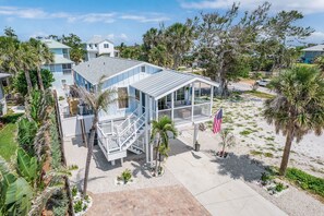House, 3 Bedrooms | Exterior
