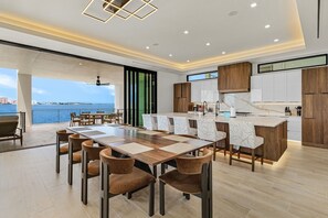 Rumah, 6 kamar tidur | Tempat makan