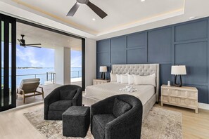 House, 6 Bedrooms