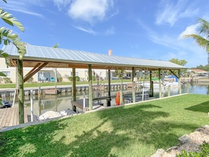 House, 5 Bedrooms | Marina