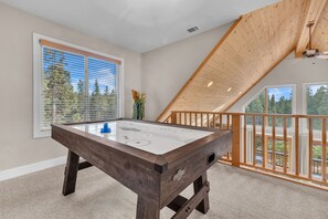Games room - Prasad Retreat - Sunny Home W/ Deck & Air Hockey 3 Bedroom Home by Bear Valley Vacation Rentals (Arnold)