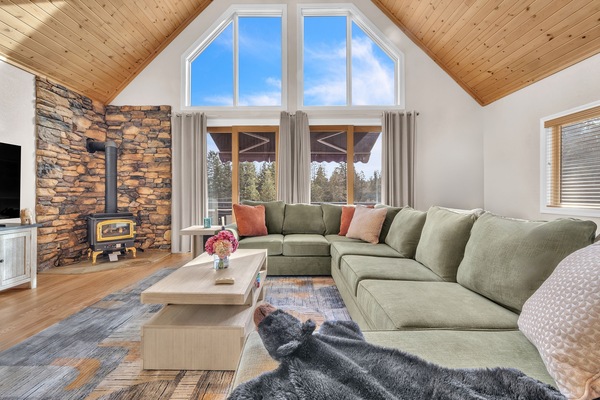 House, 3 Bedrooms | Living area | Smart TV, streaming services