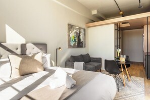 1 bedroom, iron/ironing board, WiFi