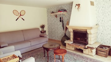 Chimenea, mesa de ping pong