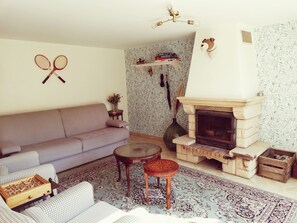 Fireplace, table tennis