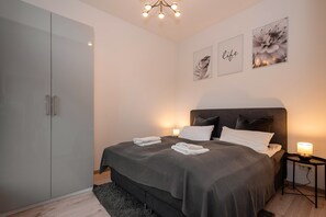 1 habitación, escritorio, wifi y ropa de cama 