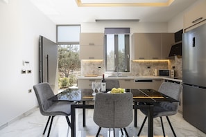 Fridge, microwave, oven, dishwasher