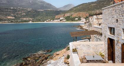 Aura Seafront Villa, Bill & John Peloponnese