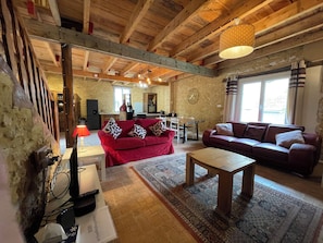 Fernseher, Kamin