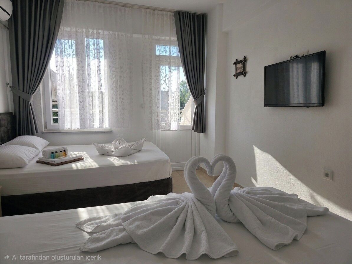 Standard Triple Room, Balcony, Pool View | Free WiFi, bed sheets