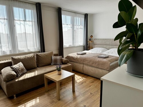 Smarty Choice Flat with Deluxe Kitchen