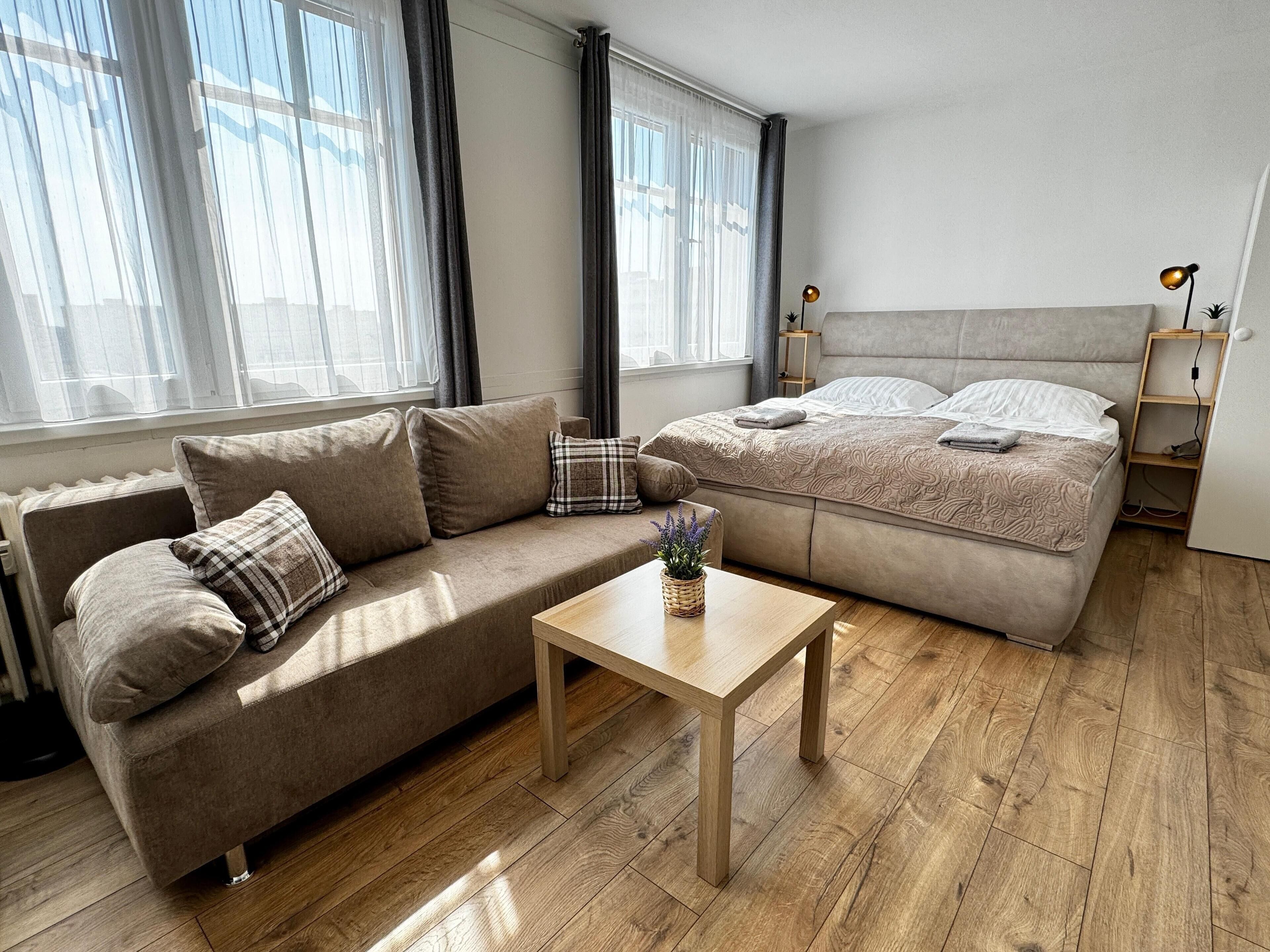 1 chambre, fer et planche à repasser, Wi-Fi gratuit, draps fournis