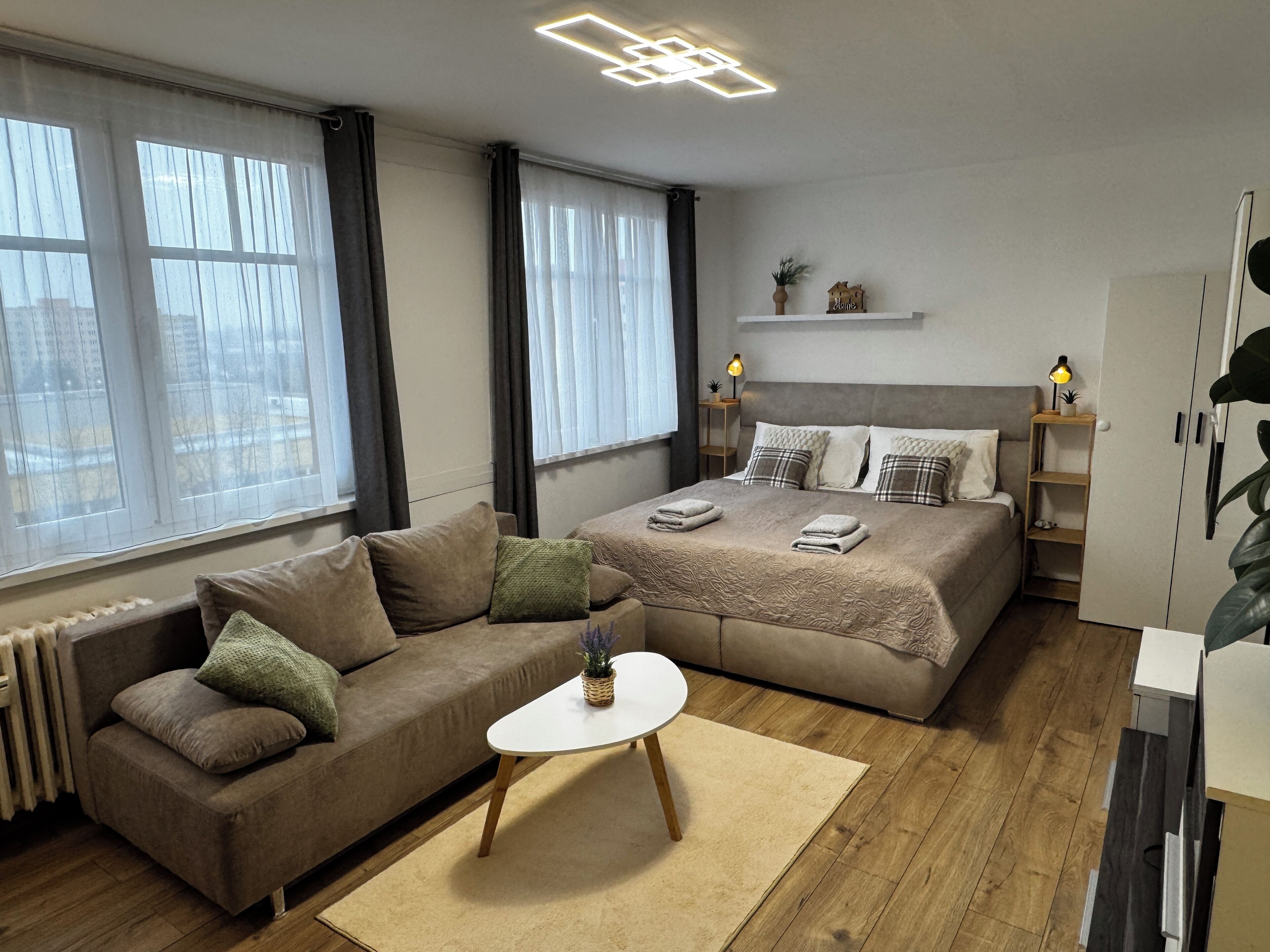 1 chambre, fer et planche à repasser, Wi-Fi gratuit, draps fournis