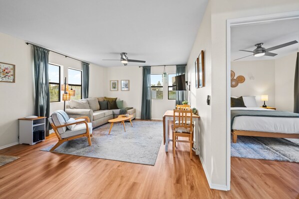 1 bedroom, iron/ironing board, travel cot, free WiFi