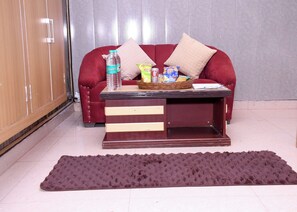 Superior Double Room | Egyptian cotton sheets, premium bedding, down duvets, Tempur-Pedic beds - The Grand Ganga View a boutique hotel (Varanasi)