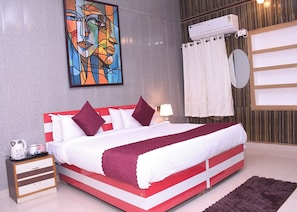 Superior Double Room | Egyptian cotton sheets, premium bedding, down comforters