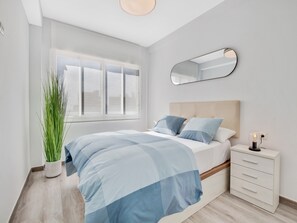 Apartamento | 1 dormitorio, mobiliario individual, tabla de planchar con plancha