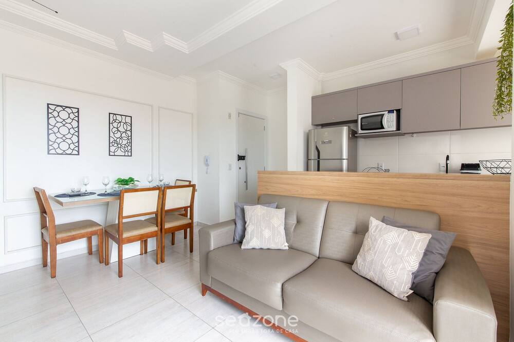 Modern apt w/ Barbecue 600m From the Beach Com305