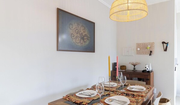 Basic Apartment | Dining - Penthouse W/terrace 5 min From the Beach Cos302 (Florianópolis)