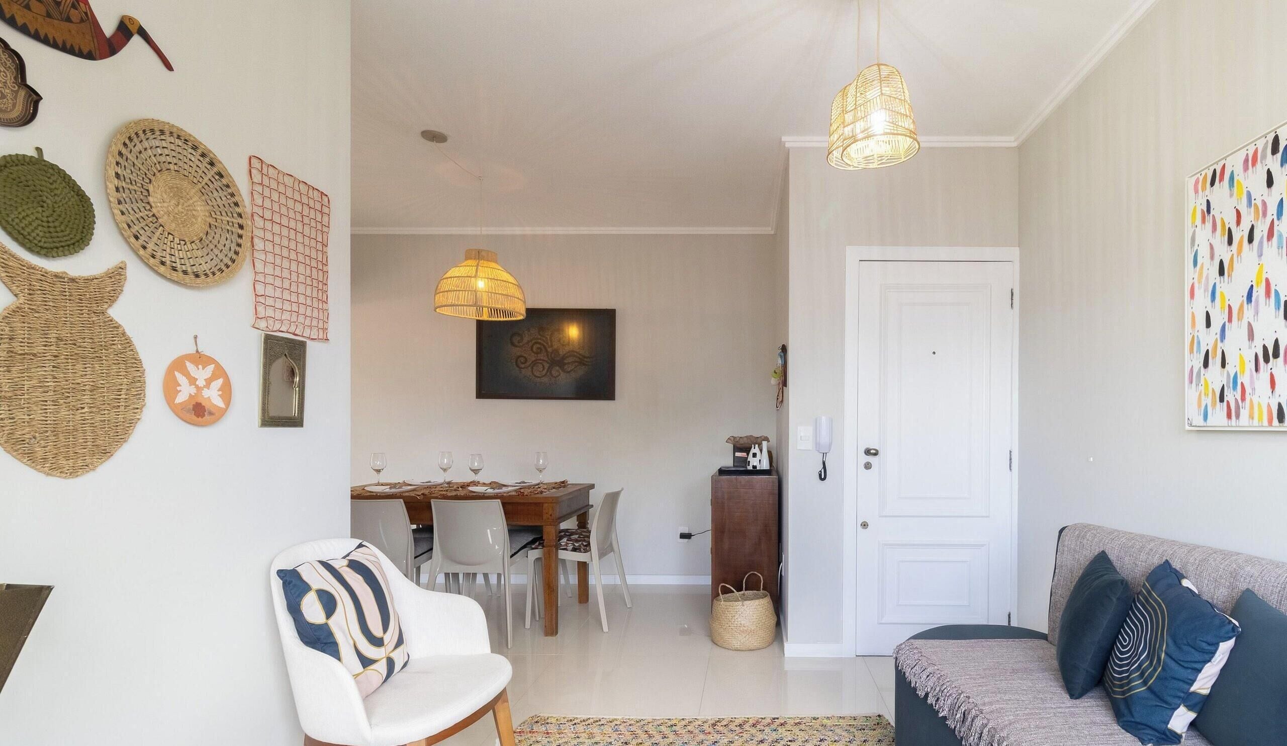 Basic Apartment | Living area