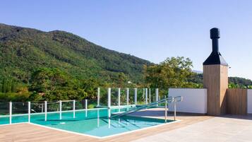 Basic Apartment | Pool | Outdoor pool
