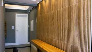 Basic Apartment | Interior