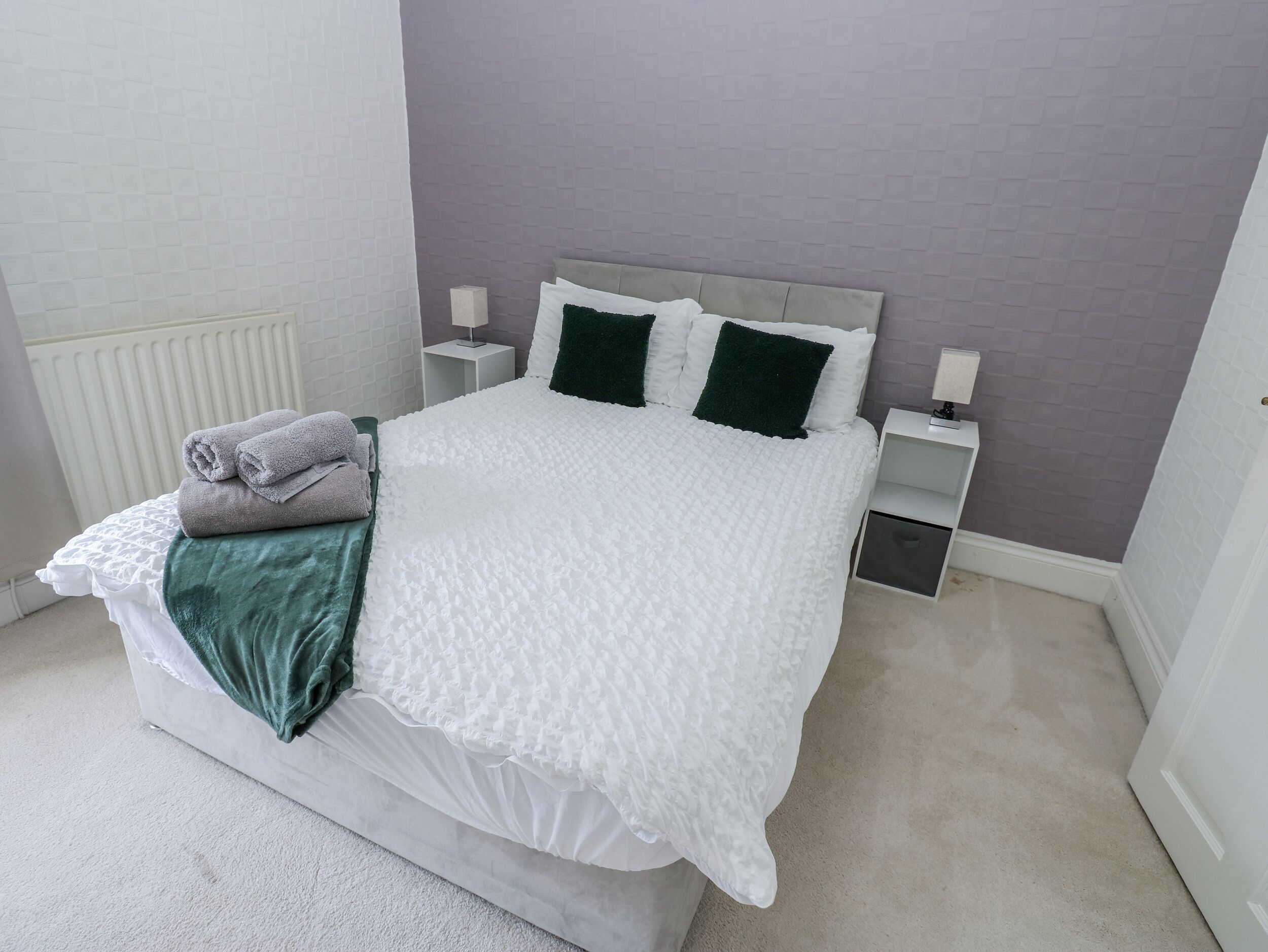 2 bedrooms, individually decorated, individually furnished, free WiFi