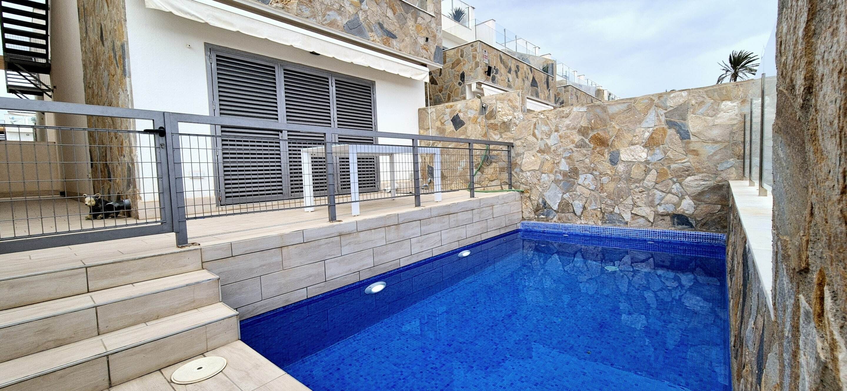 Appartement | Piscine | Piscine intérieure, piscine extérieure