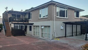 Shared Dormitory, 1 Bedroom, Accessible | Front of property - Room-guest Room A Flat 2 33a Ventnor S (Wellington)
