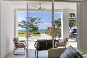 Interior - Beachfront Condo In Costa Rica (Tempate)