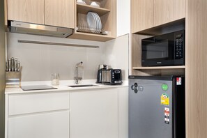 Microwave, stovetop