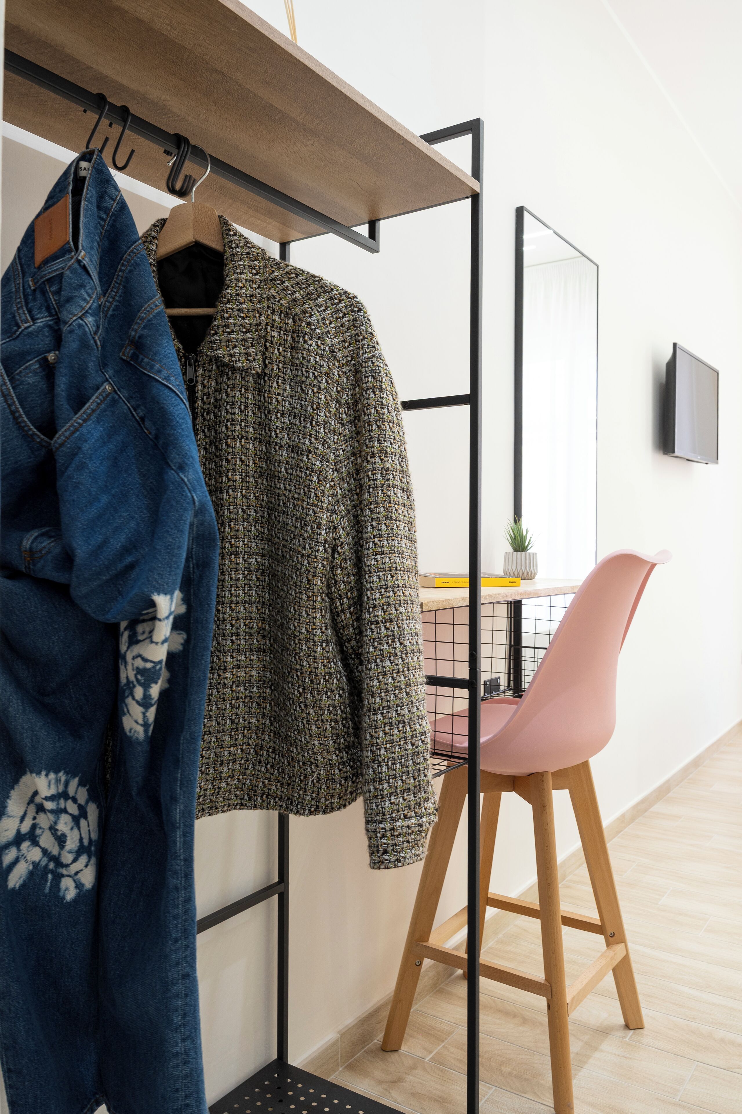 Comfort Double Room, 1 Queen Bed | In-room safe, desk, laptop workspace, iron/ironing board