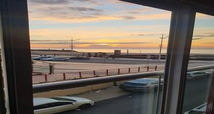 50 Meters from the Beach and Sea View