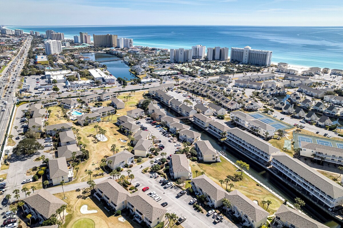 Photo 75 of SPC 1149 - Dog Friendly Gulf Front 2 BR with Free Seasonal Bch Service for 2