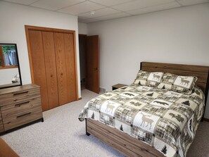 4 dormitorios, tabla de planchar con plancha, wifi gratis y ropa de cama