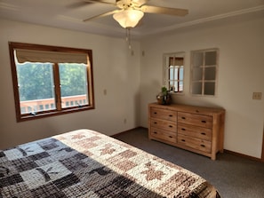 4 habitaciones, tabla de planchar con plancha y wifi gratis
