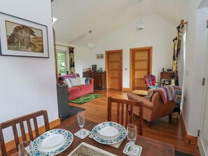 Interior - Delfryn, Llandeilo (Llandeilo)