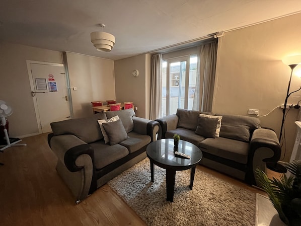 Comfort Apart Daire, Teras | Dinlenme salonu