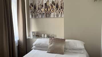 Chambre Double Standard, vue cour intérieure