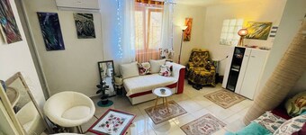 Room-laniakea Small Apartment in Shared