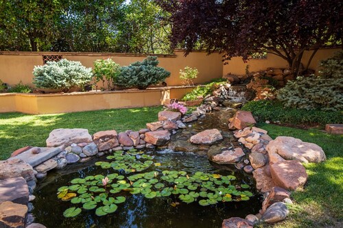 Villa D’Vaquero | Walk to Uptown | 6BR Luxury Home