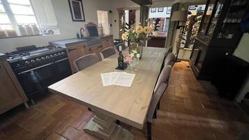 Villa, 3 Bedrooms, Private Pool | Dining