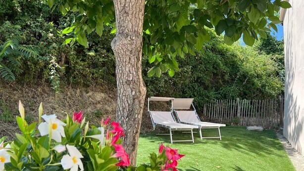 Villa, 3 habitaciones, alberca privada | Jardín
