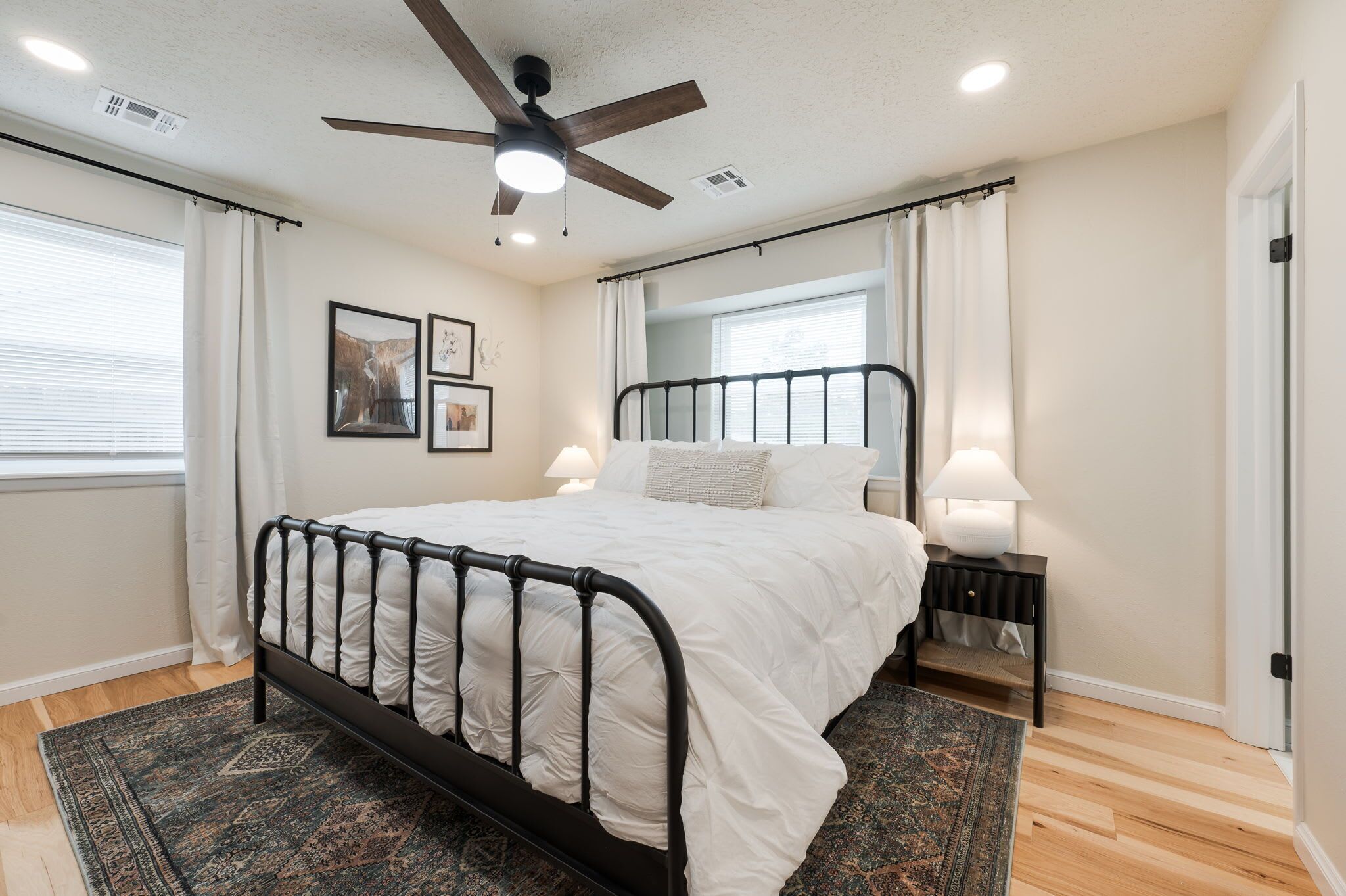 3 bedrooms, iron/ironing board, travel cot, WiFi