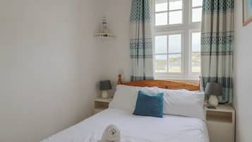 2 bedrooms, individually decorated, individually furnished