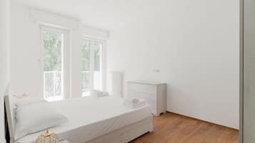 2 bedrooms